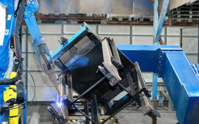 Robotic welding of a workpiece requires seamless collaboration
